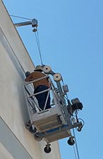 Βάψιμο εξωτερικού τοίχου στο Χολαργό χωρίς σκαλωσιά